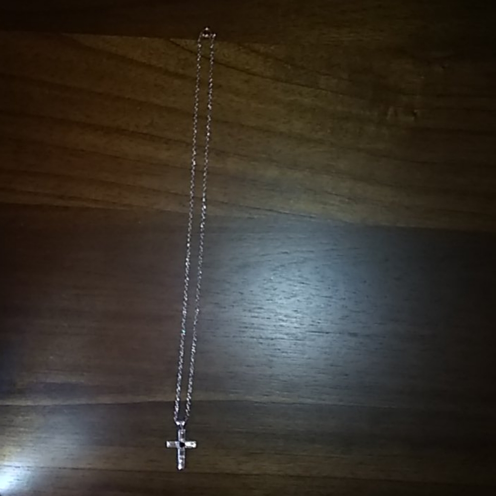 Vintage necklace with Cross pendant